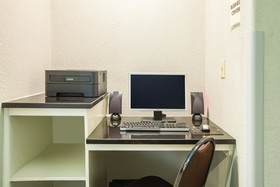 La Quinta Inn & Suites by Wyndham Kyle - Austin South