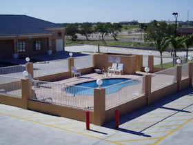 Texas Inn & Suites