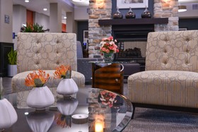 Best Western Plus Lake Jackson Inn & Suites