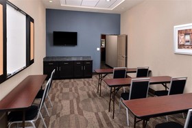 Best Western Plus Lake Jackson Inn & Suites