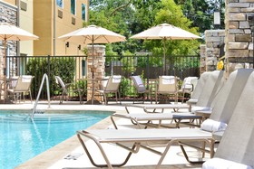 Best Western Plus Lake Jackson Inn & Suites