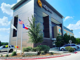 La Quinta Inn & Suites by Wyndham Lakeway