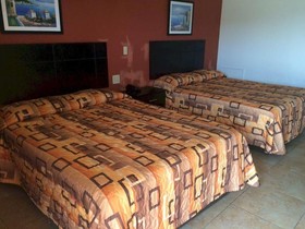 Bayshore Motel