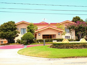 Baymont by Wyndham Houston La Porte