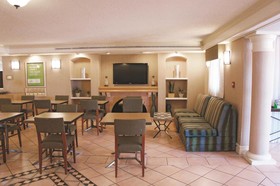 Baymont by Wyndham Houston La Porte