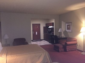 Amerik Suites Behind Mall Del Norte