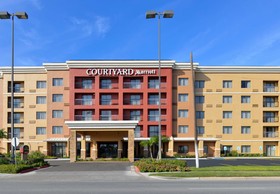Courtyard Laredo