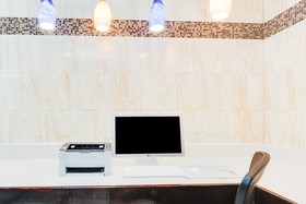 Days Inn & Suites by Wyndham Laredo