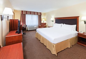 Holiday Inn Express Hotel & Suites Laredo - Event Center Area