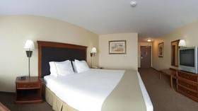 Holiday Inn Express Hotel & Suites Laredo - Event Center Area