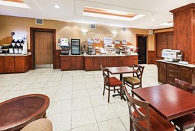 Holiday Inn Express Hotel & Suites Laredo - Event Center Area