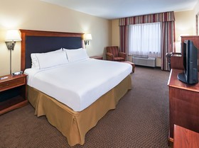 Holiday Inn Express Hotel & Suites Laredo - Event Center Area