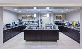 Homewood Suites by Hilton Laredo at Mall del Norte