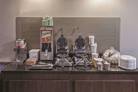 La Quinta Inn by Wyndham Laredo I-35