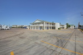 Motel 6 Laredo, Tx - North I-35