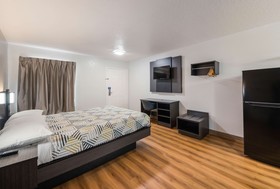 Studio 6 Laredo, Tx – North I-35