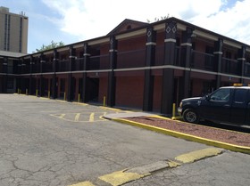Sky Palace Inn & Suites By Jasper Laredo