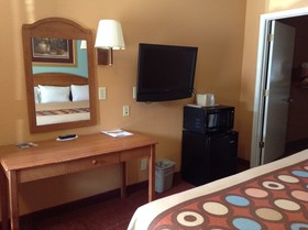 Sky Palace Inn & Suites By Jasper Laredo