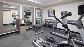 Best Western Green Oaks Inn & Suites