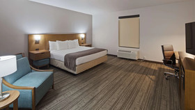 Best Western Green Oaks Inn & Suites
