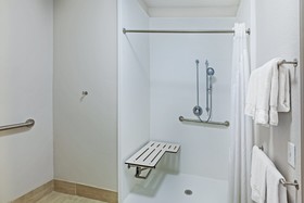 Holiday Inn Express & Suites Dallas Lewisville
