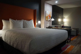 La Quinta by Wyndham Dallas Lewisville