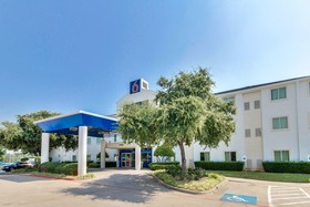 Motel 6 Dallas Lewisville