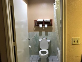 Luxury Inn & Suites Liberty