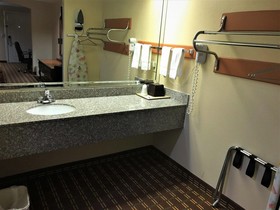 Luxury Inn & Suites Liberty