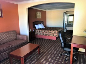 Luxury Inn & Suites Liberty