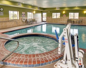 Comfort Suites Lindale - Tyler North
