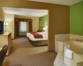 Comfort Suites Lindale - Tyler North