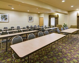 Comfort Suites Lindale - Tyler North