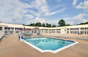 Motel 6 Lindale Tx