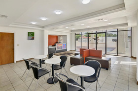 Motel 6 Lindale Tx