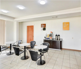 Motel 6 Lindale Tx