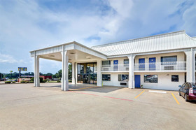 Motel 6 Lindale Tx