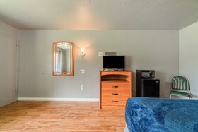 Economy Inn Livingston