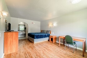 Economy Inn Livingston