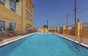 La Quinta Inn & Suites by Wyndham Livingston