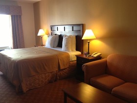 Best Western Lockhart Hotel & Suites