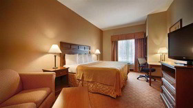 Best Western Lockhart Hotel & Suites