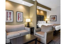 Red Roof Inn & Suites Longview