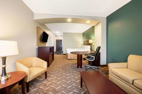 La Quinta Inn & Suites by Wyndham Longview North
