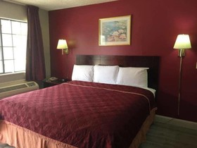 Majestic Inn