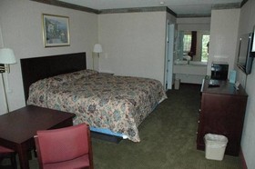 Majestic Inn