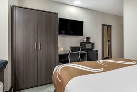 Quality Inn & Suites Longview I-20