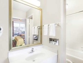 Arya Inn & Extended Stay