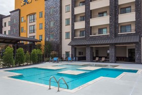 La Quinta Inn & Suites by Wyndham Lubbock Southwest