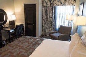 La Quinta Inn & Suites by Wyndham Lubbock Southwest